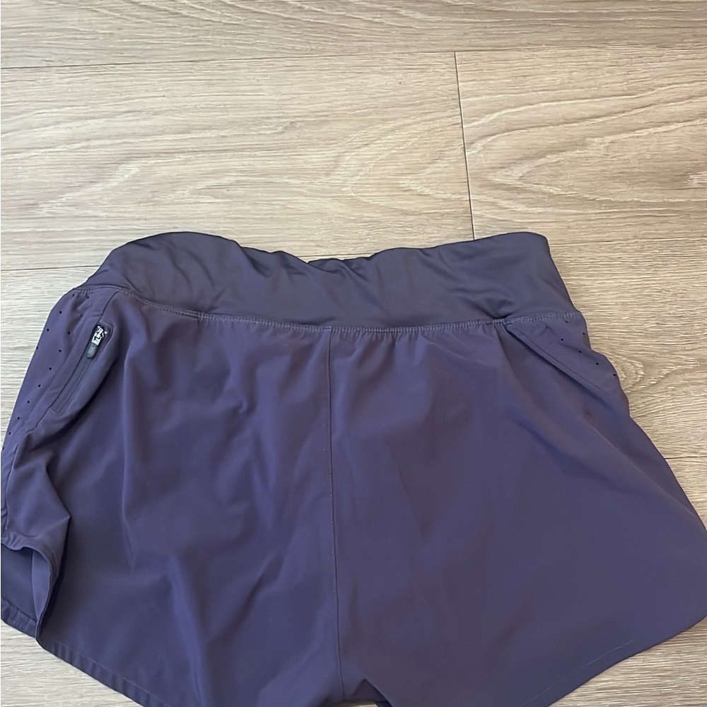Nike  eclipse Women's  running  Shorts - Picture 3 of 4